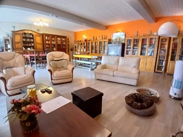 Maison 6 pièces 191 m²