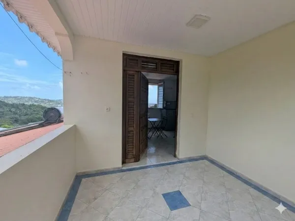 Appartement Le Robert 1 pièce(s) 28.236 m2