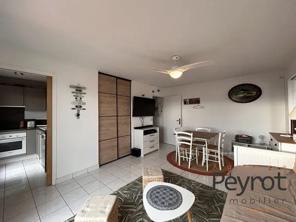Appartement d'angle - Terrasse de 18,65 m² + Parking