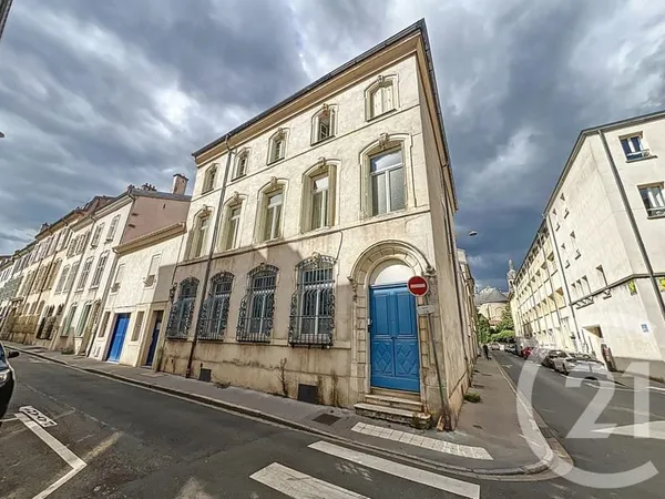 Appartement 6 pièces 152 m²