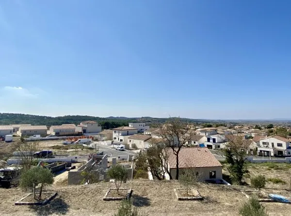 Terrain en lotissement 364 m²