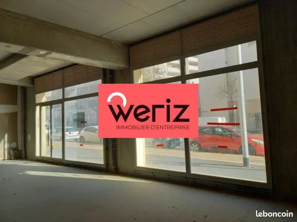 Bureau 232 m²