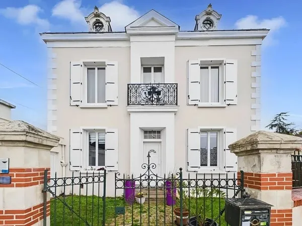 Appartement de caractère avec jardin - Vente interactive