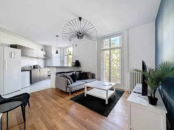 Appartement 6 pièces 120 m²