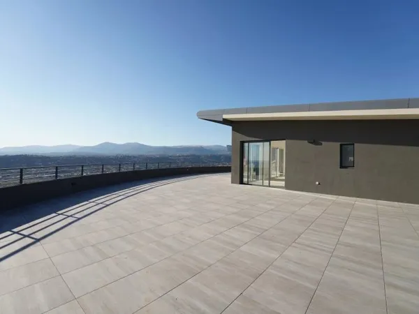 Appartement Villa Unique au Dernier Étage avec Piscine et Vue...