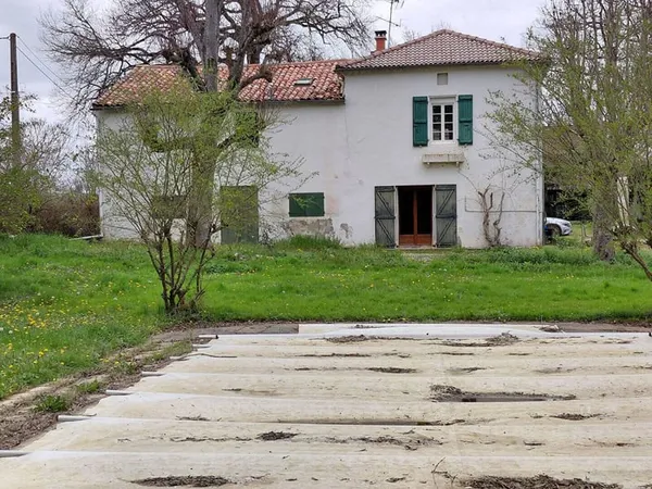 Maison 5 pièces 210 m²