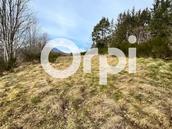 Terrain 3200 m²