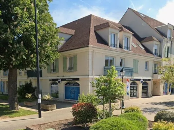 Local commercial 97.60 m2