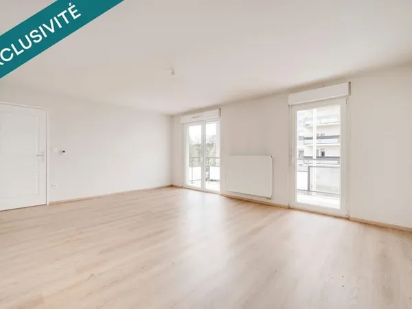 Magnifique appartement T3 avec garage et terrasse, Rives-de-meurthe