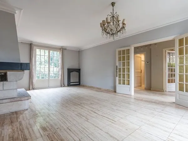 Maison 6 pièces 180 m²