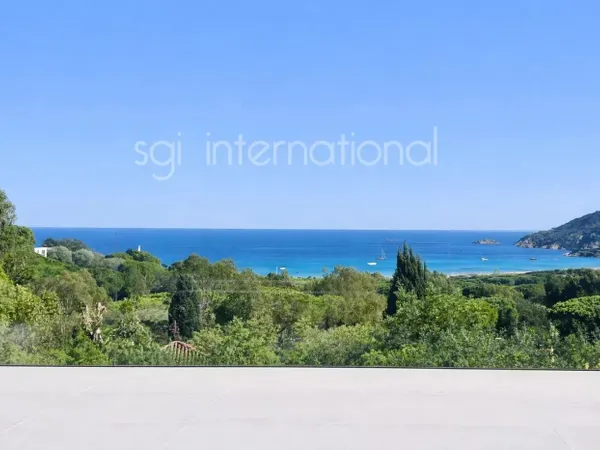 REF 2131 - RAMATUELLE - VILLA NEUVE - TRÈS BELLE VUE MER - PLAGE