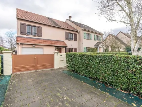 Maison 6 pièces 120 m²