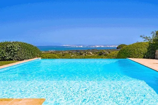 Maison 9 pièces 386 m²