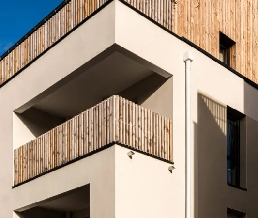 T3 lumineux avec balcon et 2 parkings en centre-ville - Rési