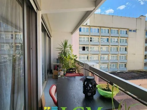 Appartement À Vendre 72 m²centre ville d'ALES