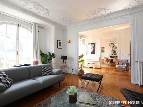 Appartement 5 pièces - voie privée - Avenue Jules Janin - 145m2