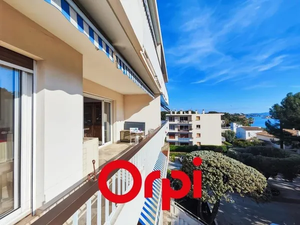BANDOL : coup de coeur en bord de mer