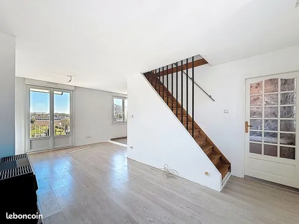 C à vendre