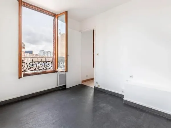 Studio 1 pièce 18 m²