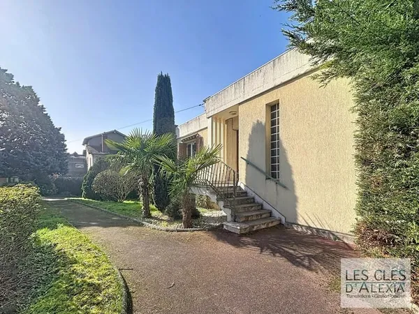 À VENDRE - Maison à fort potentiel sur la route du Puy d'Or à Limonest