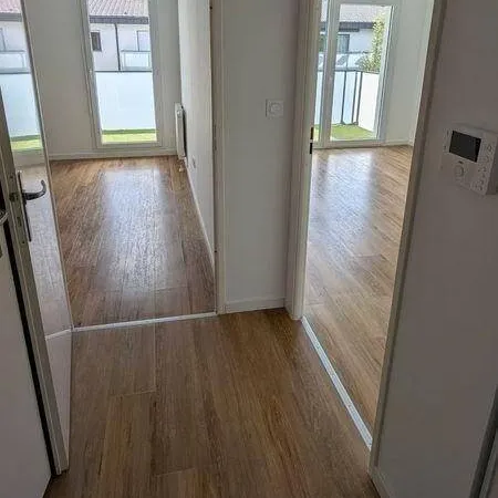 Parking 40 m²