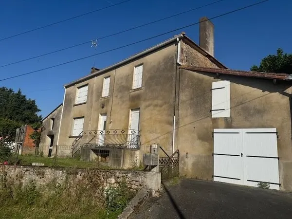 Ravissante maison en pierre à rénover