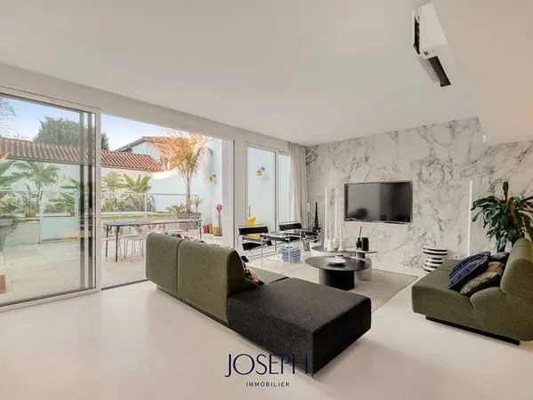 Maison 7 pièces 190 m²