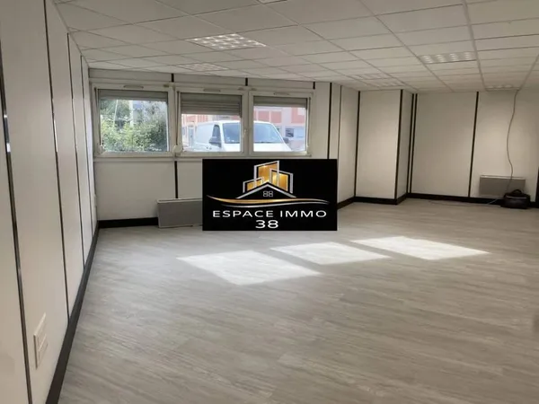 Bureaux 66 m²