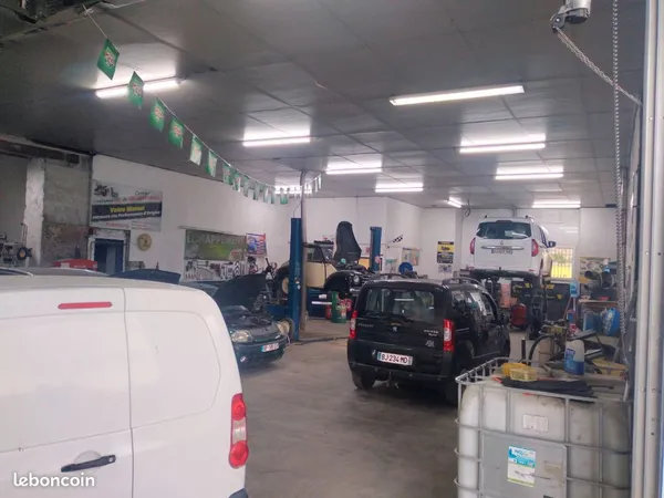 Vend garage automobile