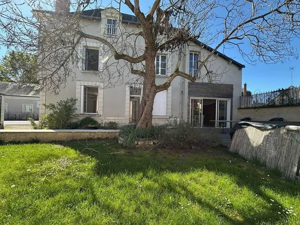 Maison 8 pièces 204 m²