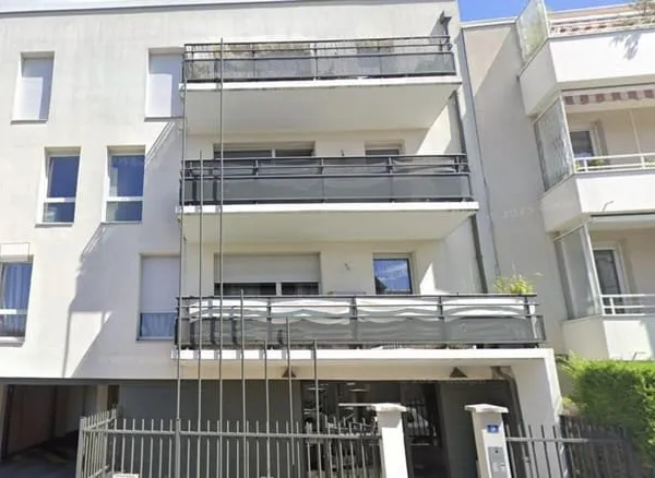 Appartement type 4 - Rue Lafayette - terrasse et place privative
