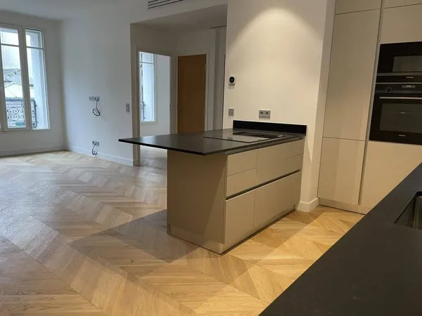Appartement 4 pièces 81 m²