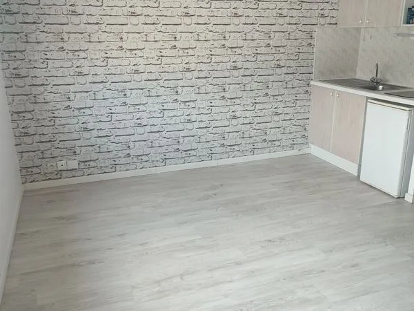Studio de 26m² refait à NEUF situé bld Jules Verne Nantes