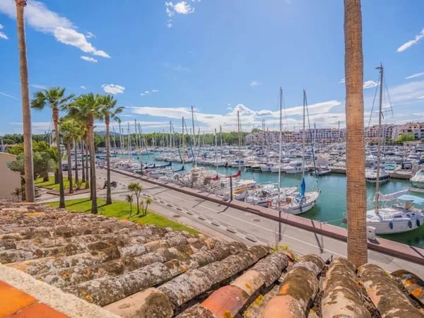 Bel appartement vue port