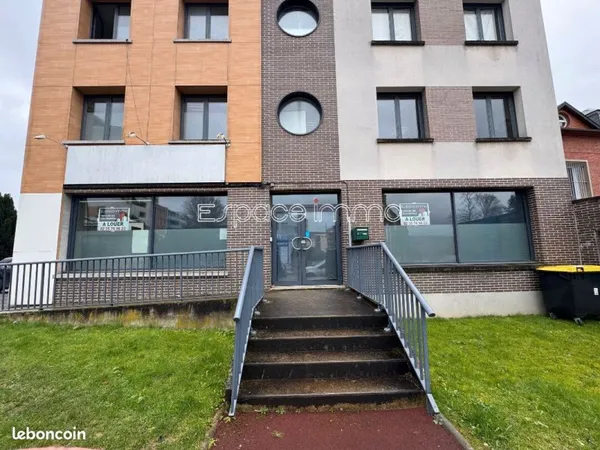 Bureaux, local commercial 227 m² MAROMME