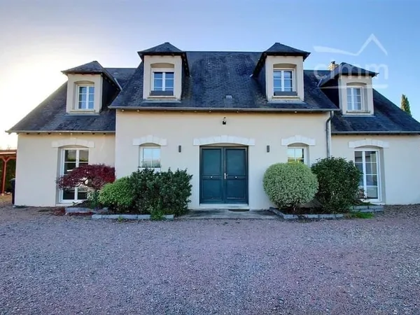 MAISON DE CHARME 6 PIECES 198M2