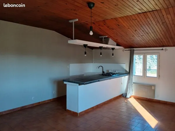 Appartement T2 à louer à Cavaillon 84300