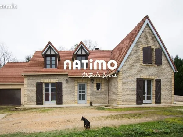 Maison 10 pièces 198 m²
