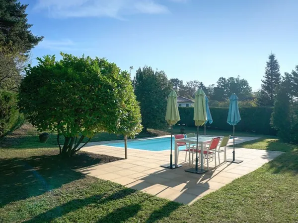 Maison à vendre de 166m2 Charbonnières-Les-Bains