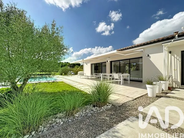 Maison 6 pièces 156 m²