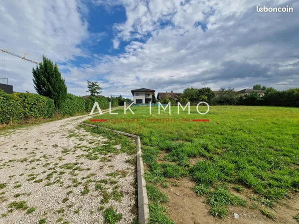Terrain 800 m² Messery