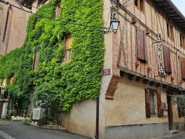 Bâtiment 318 m²