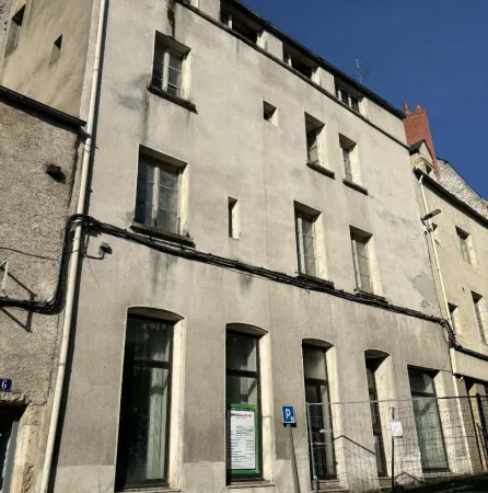 Immeuble 401 m²