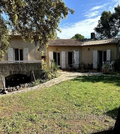 Maison 205 m²