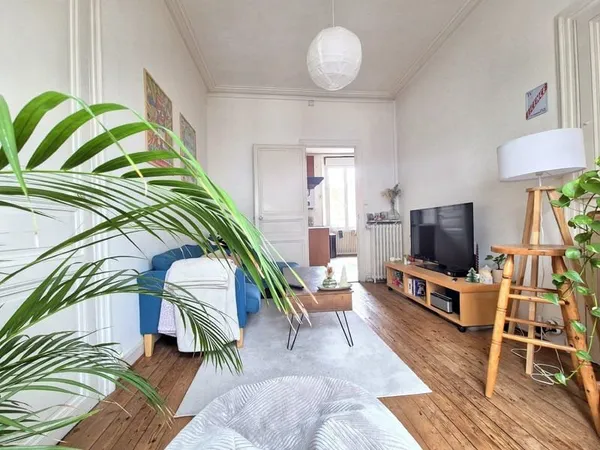 Bel appartement T3 Quartier Viarme-Talensac avec locataire e