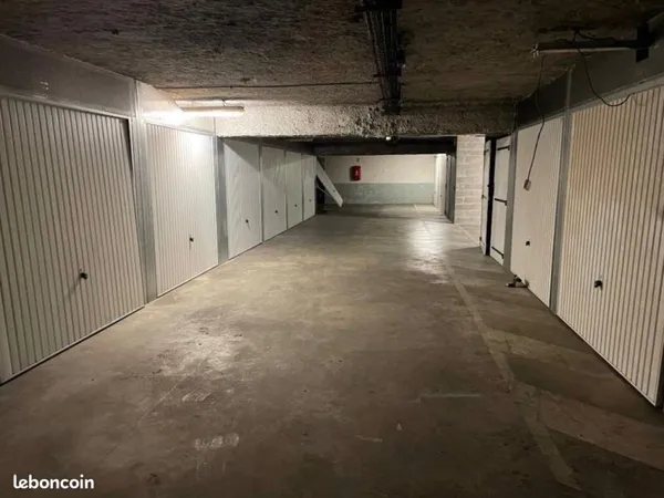 Location Box simple - Porte de Montreuil