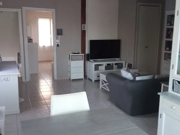 Maison F2