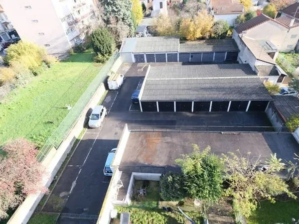 Parking 15 m²