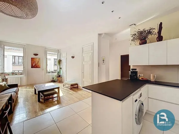Appartement 5 pièces 102 m²