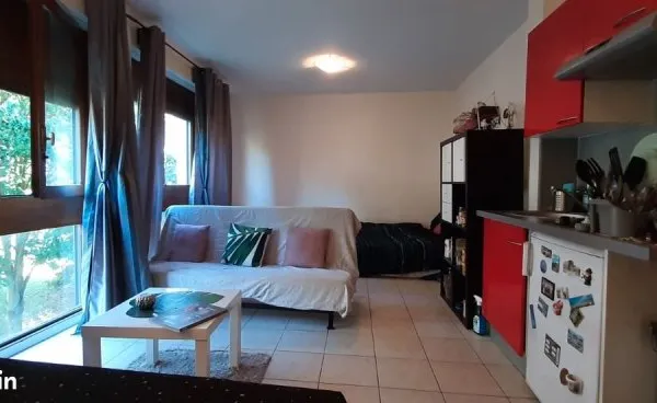 STUDIO MEUBLÉ 33M2 RÉSIDENCE DE STANDING (près de Versailles)